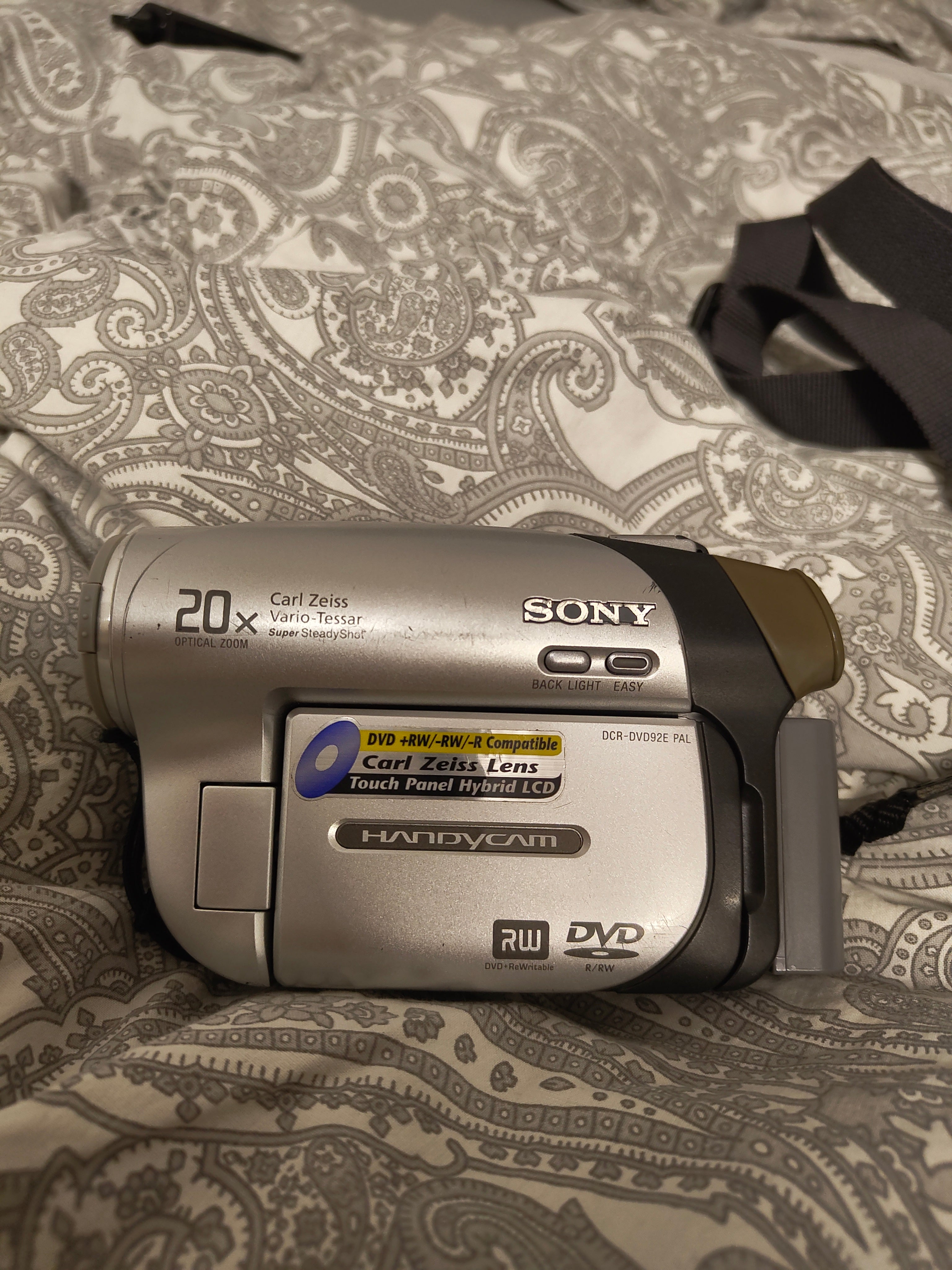 💿 Y2K Dream: Sony Handycam DCR-dvd92E 💿